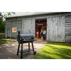 Broil King Regal 500 faszenesgrill