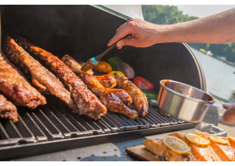 Broil King Offset Smoker füstölő