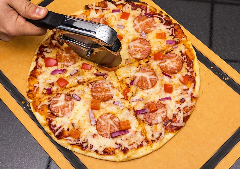 Broil King pizzavágó