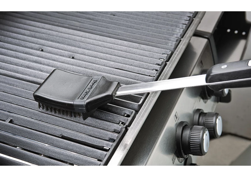 Rácstisztító kefe cserélhető fejjel