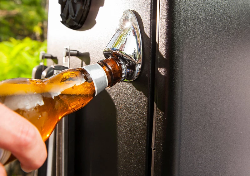 Broil King vertikális gázüzemű szekrényszmóker