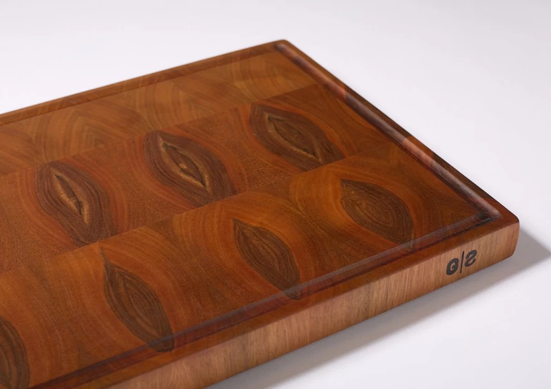 Grainsmith Dió vágódeszka - L (30 x 44 cm)