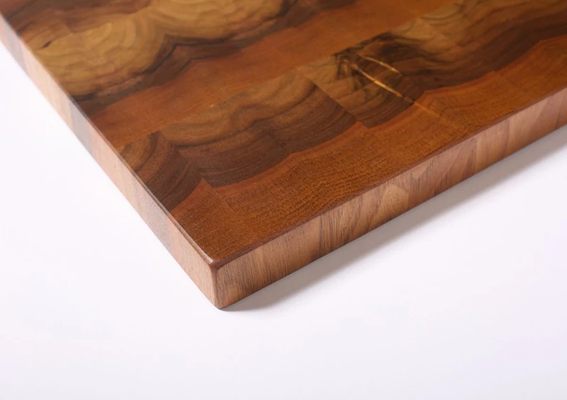 Grainsmith Dió vágódeszka - M (28 x 38 cm)