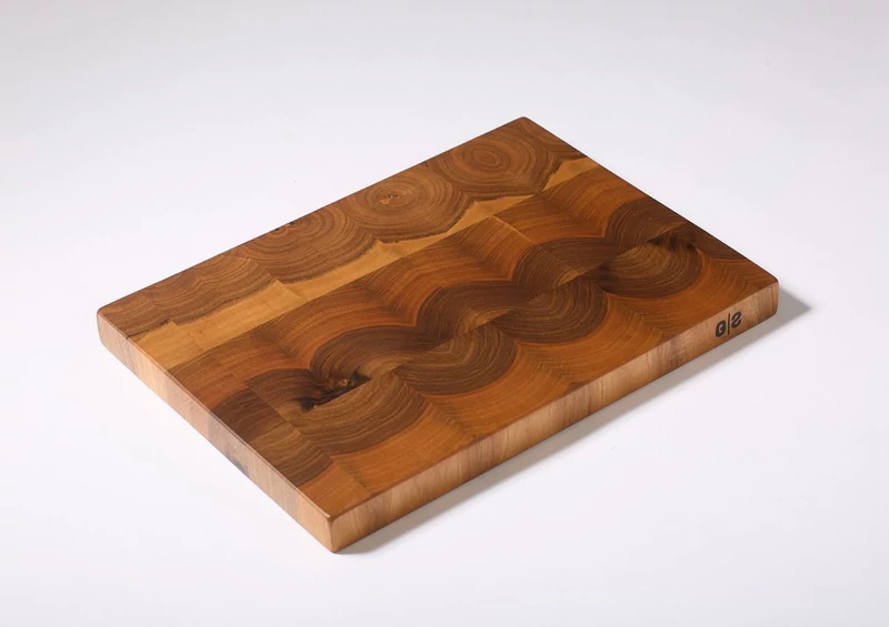 Grainsmith Dió vágódeszka - S (23 x 32 cm)