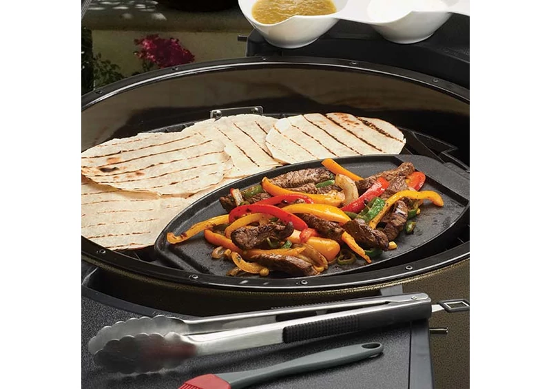 Broil King Grillező öntöttvas sütőlap KEG faszenes grillsütőhöz (37,5 cm x 23,5 cm)