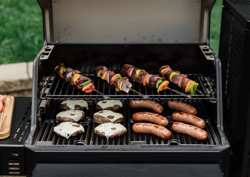 Masterbuilt Gravity Series 600 Faszenes Grill