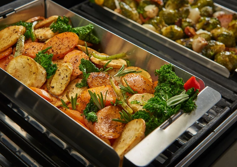 Broil King Keskeny wok