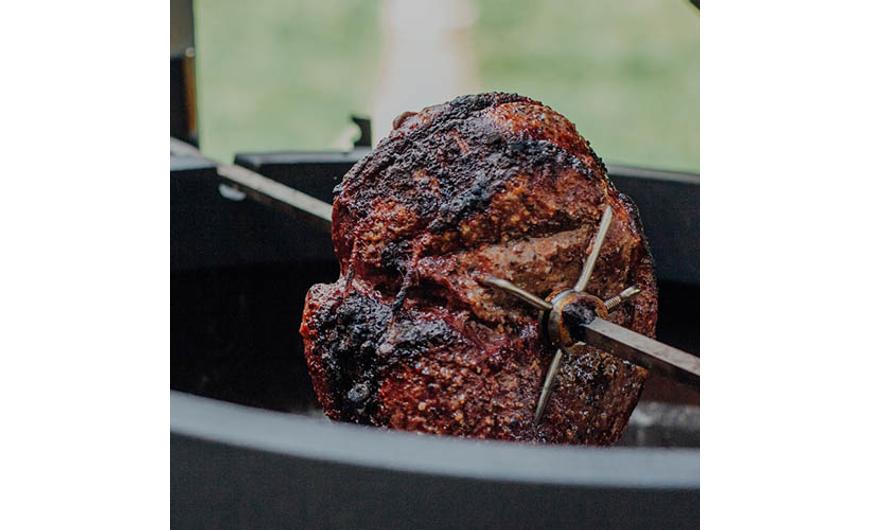 A forgatómotor/forgatónyárs – avagy így készül a tökéletes grillcsirke