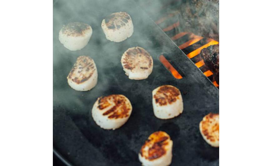 Izzítsd a grillt Kamado Joe füstölőfákkal a tökéletes grillezés érdekében!